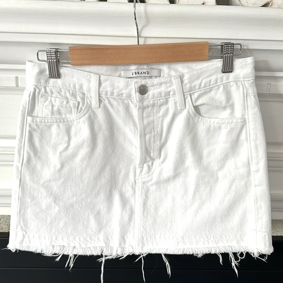 J Brand white mini skirt fringe bottom size 0 - Picture 3 of 7